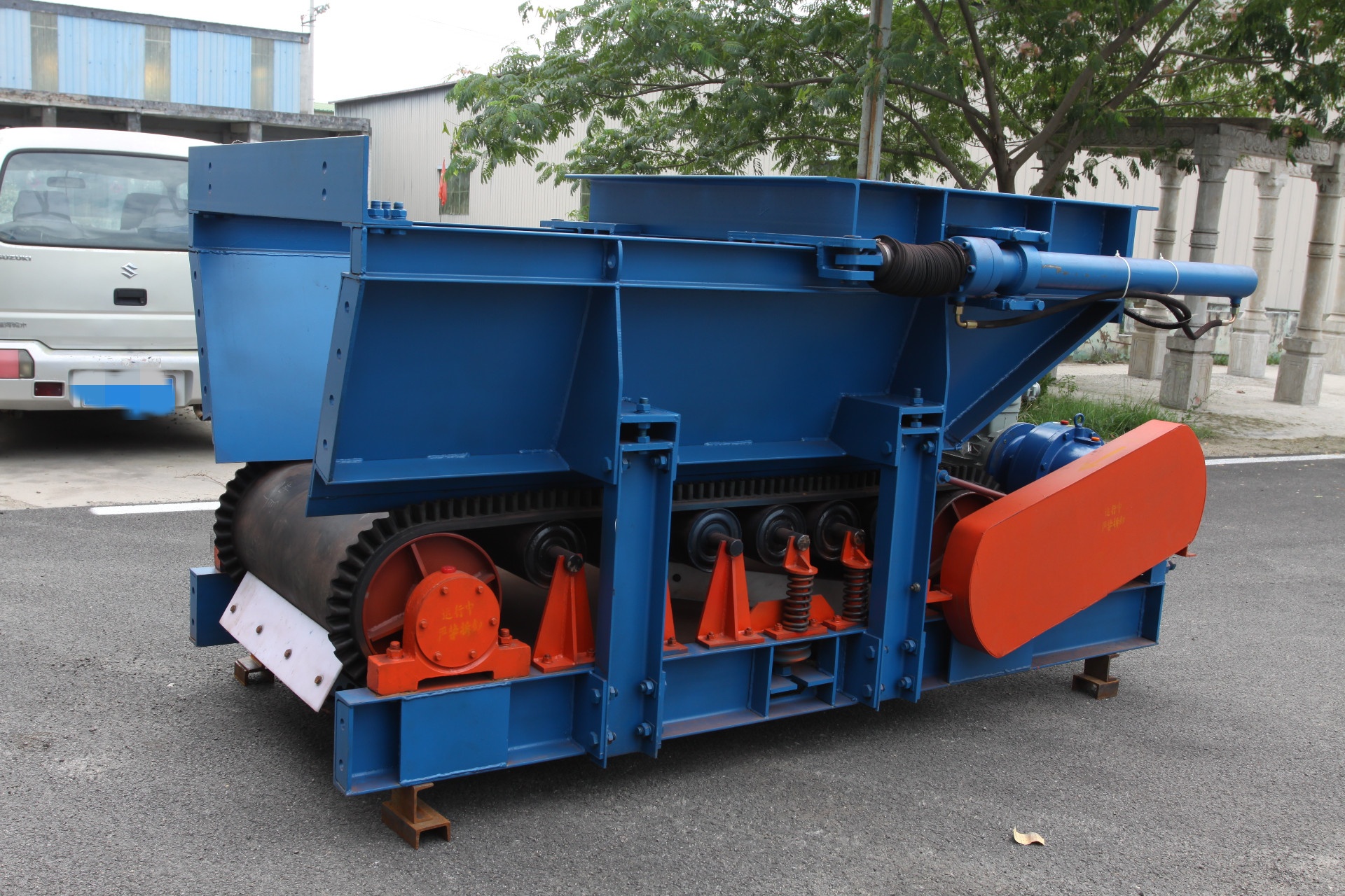 帶式給煤機(jī)